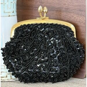 VTG Black Beaded & Sequin Coin Purse w/Gold Tone Clasp - Hand Made in Hong Kong
